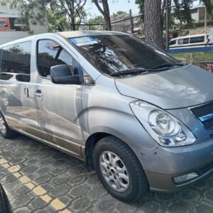 Alternative view of HYUNDAI  H1 GLS 4X2  MICROBUS T/M 2015 2.5L