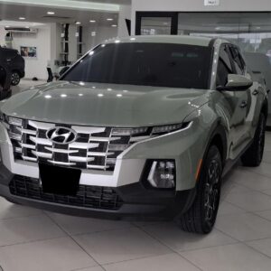 Alternative view of HYUNDAI SANTA CRUZ L 2024 GRIS