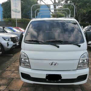 HYUNDAI H100 BARANDAL BLANCO 2024