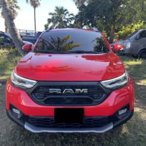 RAM 700 LARAMIE 2024