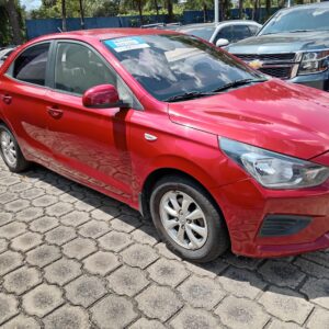 Alternative view of HYUNDAI  VERNA GL  4X2  SEDAN AUTOMATICO	2022 - ROJO