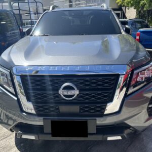 NISSAN NP300 FRONTIER LE GRIS 2025