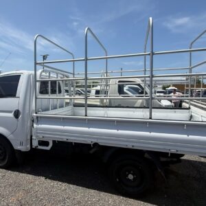 Alternative view of HYUNDAI H100 BLANCO 2024 BARANDAL