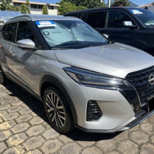 Alternative view of NISSAN KICKS EXCLUSIVE 2025 GRIS