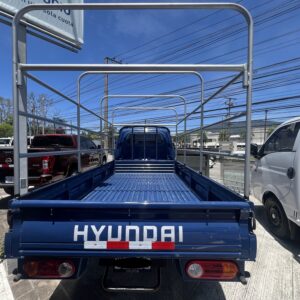 Alternative view of HYUNDAI H100 AZUL 2024