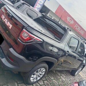 Alternative view of RAM 700 SLT 2026