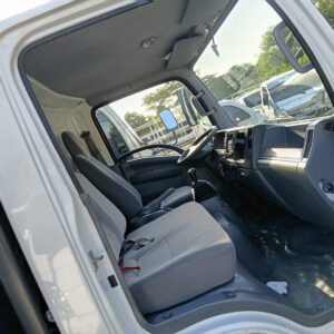 Alternative view of ISUZU NPR 2025 BLANCO